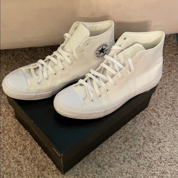 New Converse Chuck Taylor men’s white shoes
